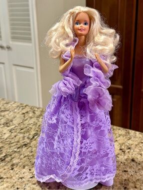 Barbie Lovely in Lilac vintage Barbie doll